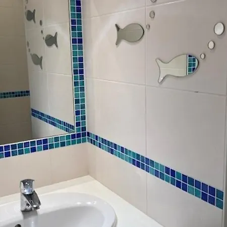 Apartment Studio Calme Et Fleuri A Saint-martin-de-re, Proche Port Et Plage - Fr-1-544-25